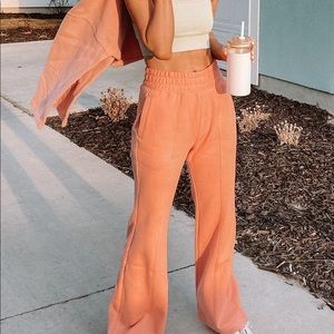 Fabletics Flare Sweatpants Small NWT